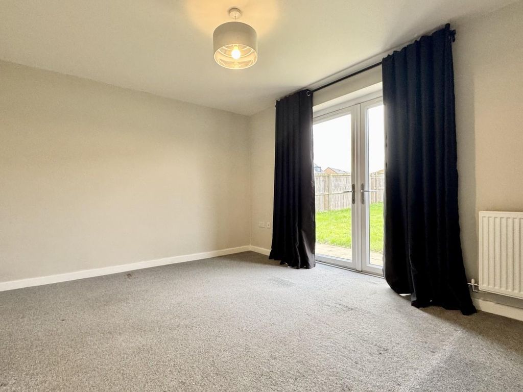 Property photo 3 of 8 Img_2457.Jpg