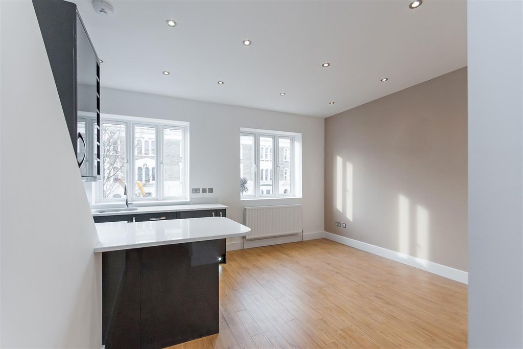 Property photo 1 of 12 32742_Hi-Res(11).Jpg