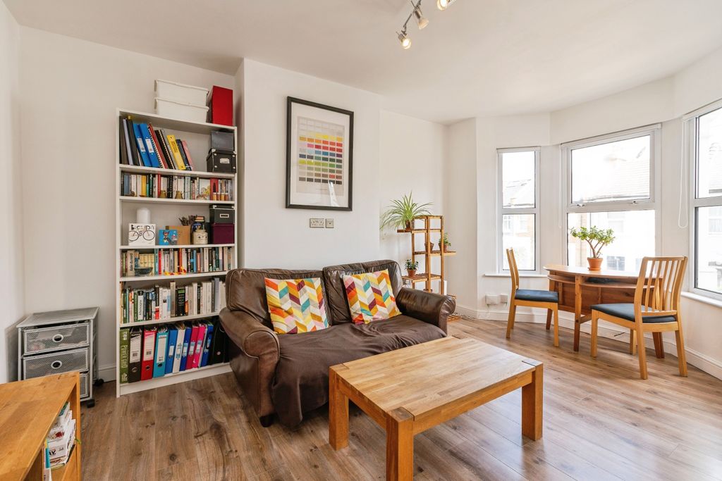 Property photo 2 of 12 Open Plan Living