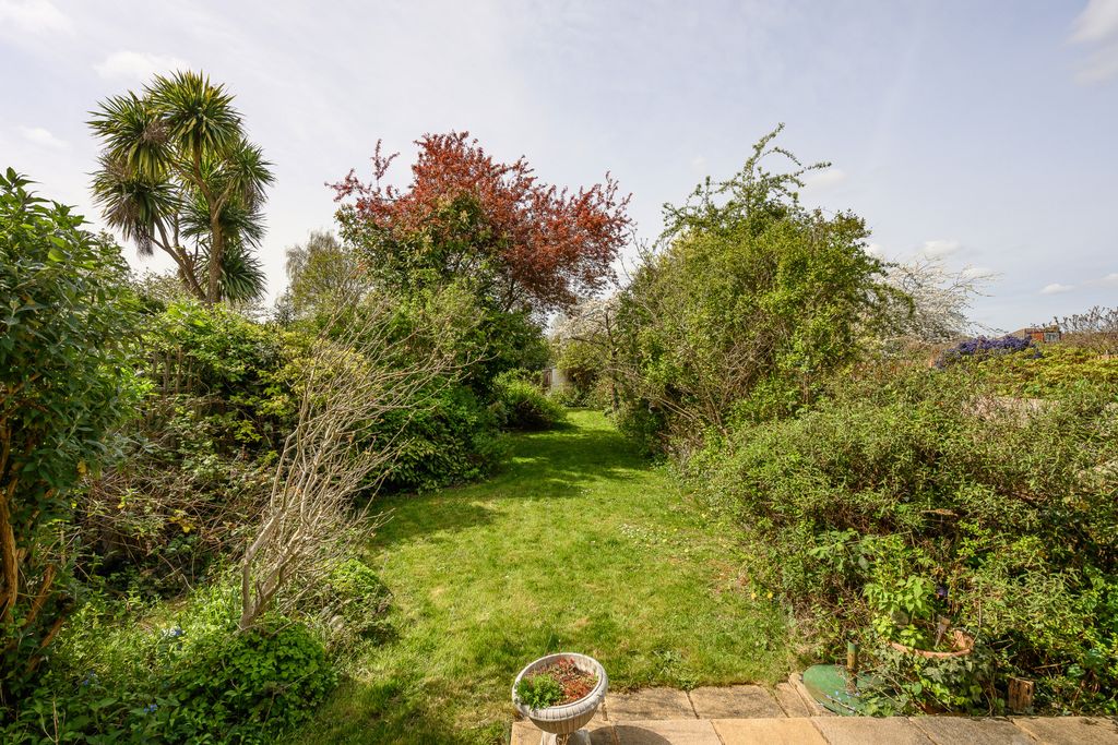 Property photo 2 of 18 Picture No. 14