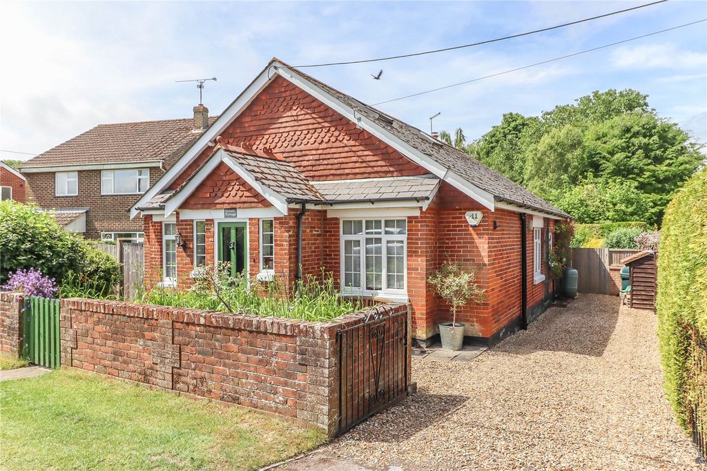 Property photo 1 of 23 Picture No. 11