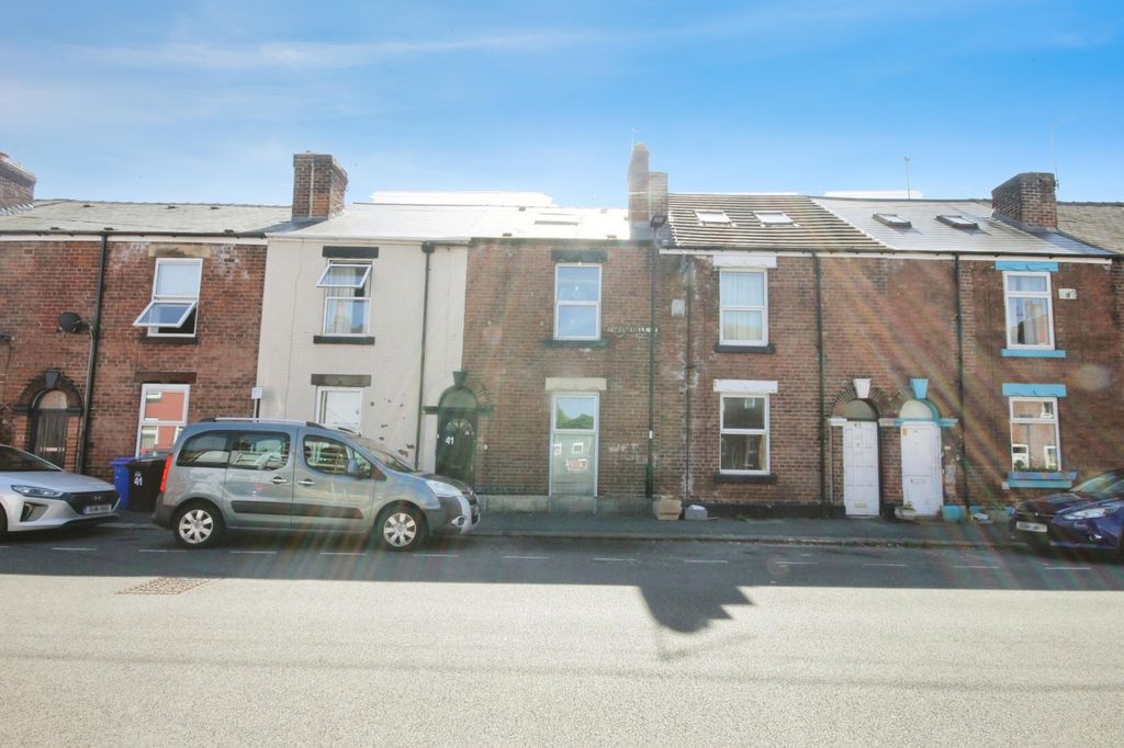 Property photo 1 of 20