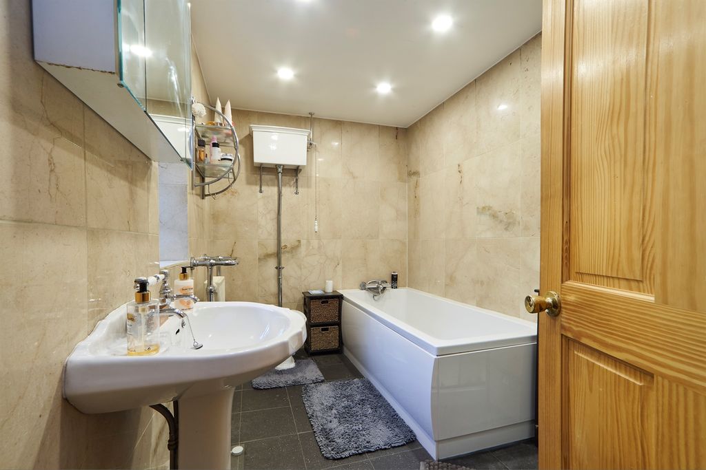 Additional image 21 of 3 bed detached house for saleHigh Spring Gardens Lane, Keighley BD20