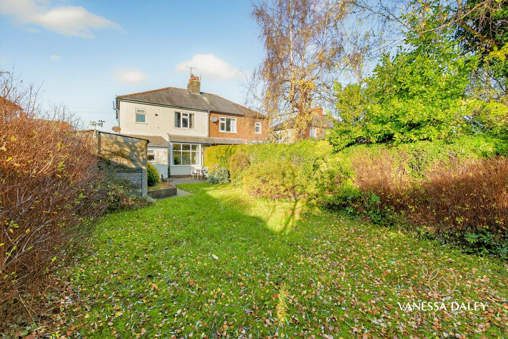 Property photo 1 of 27