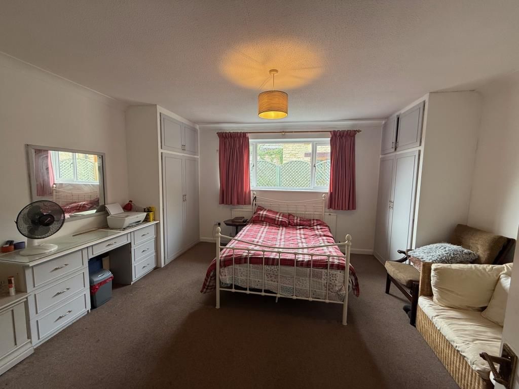 Property photo 2 of 11 Internal