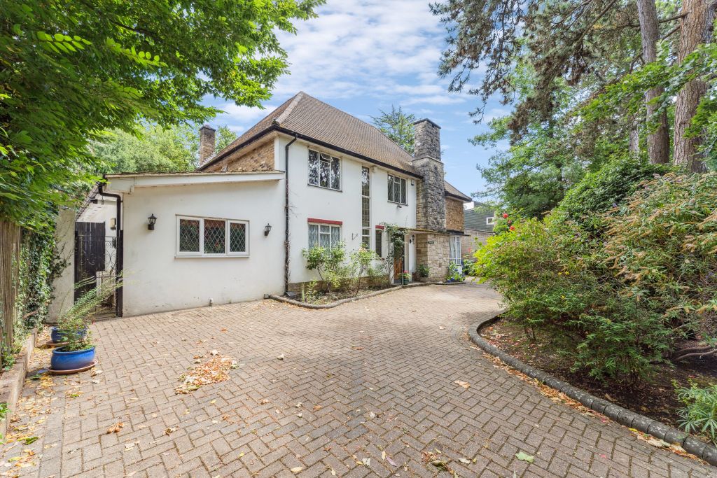 Property photo 3 of 20