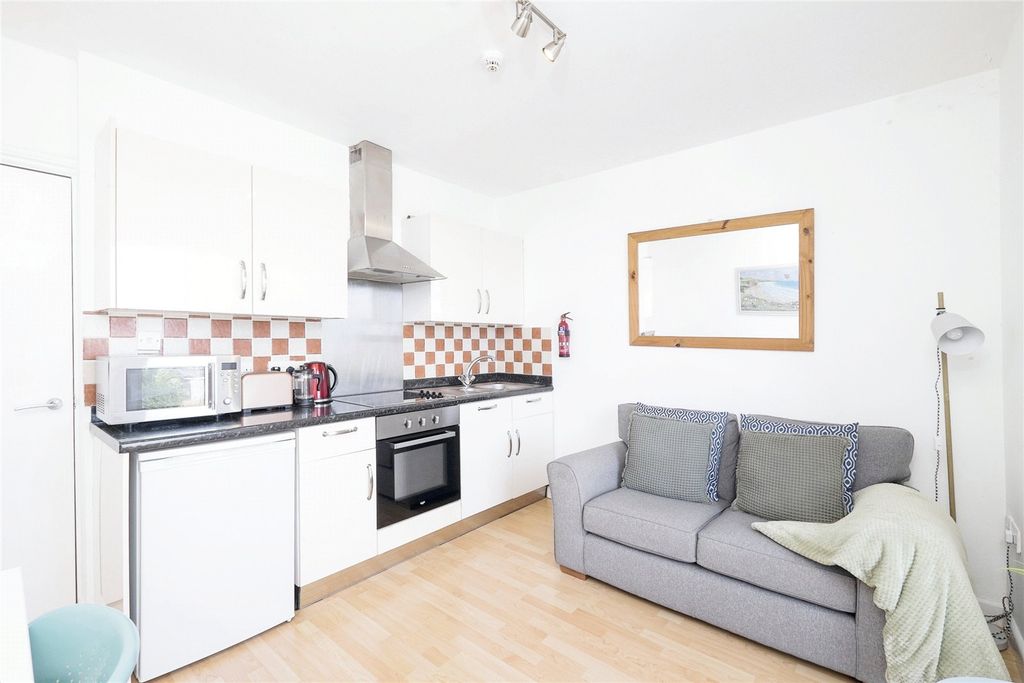 Property photo 3 of 13 Picture No. 09