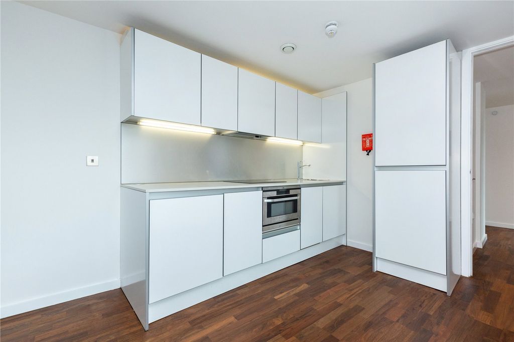 Property photo 2 of 16 Kitchen