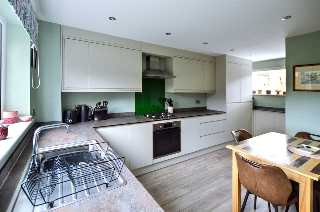 Property photo 3 of 13 Picture No. 14