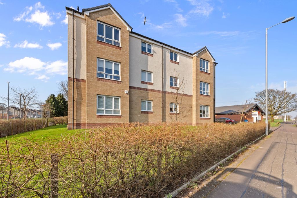 Property photo 1 of 26