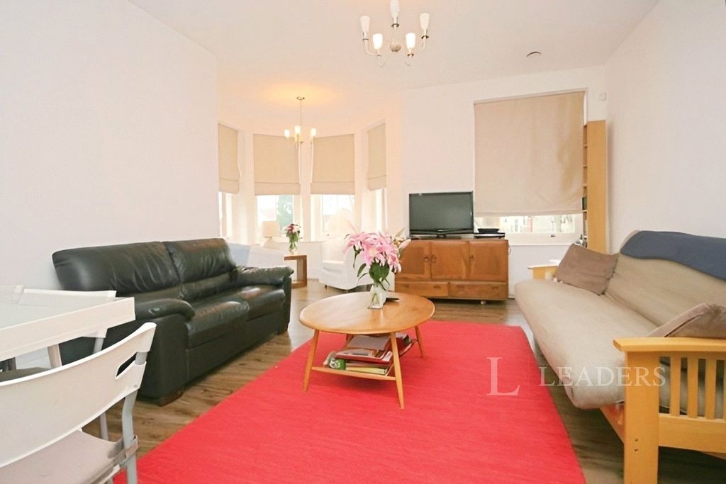 Property photo 3 of 8 Picture No. 22