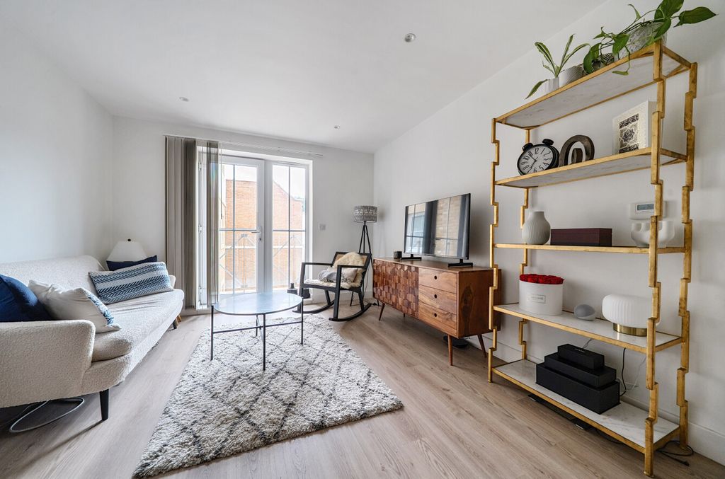 Property photo 3 of 16 1330912-12-68837B...