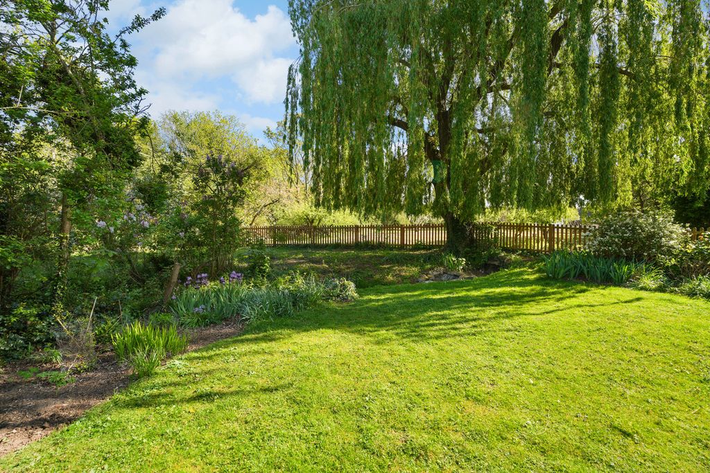 Property photo 3 of 49