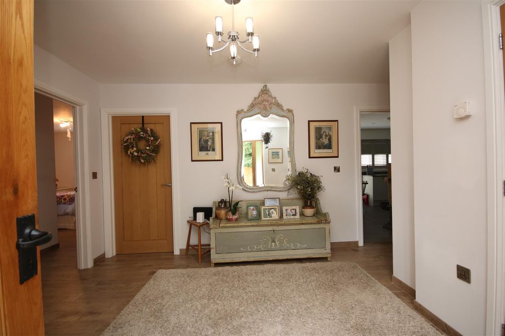 Property photo 2 of 11 Img_9137.Jpg