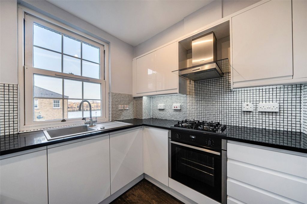 Property photo 2 of 22 Picture No. 03