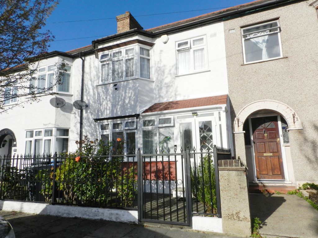 Property photo 1 of 18