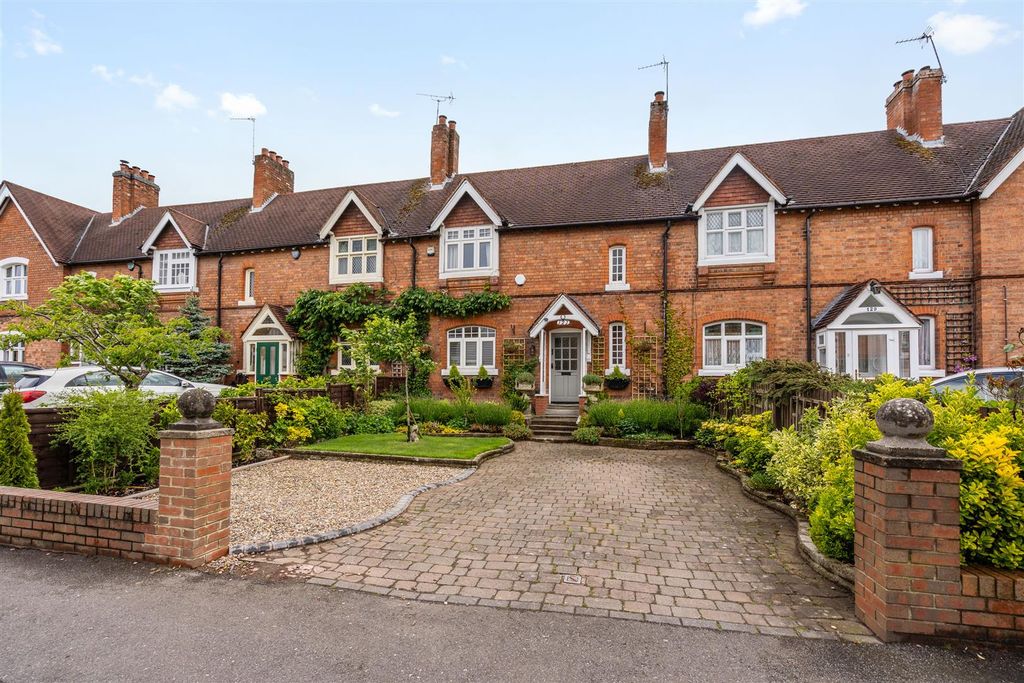 Property photo 1 of 19 127 Kineton Green Road_5.Jpg