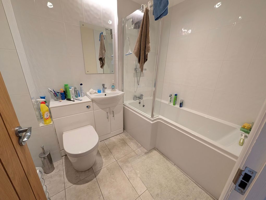 2 bed flat for saleStation Road, Leiston IP16 photo 4