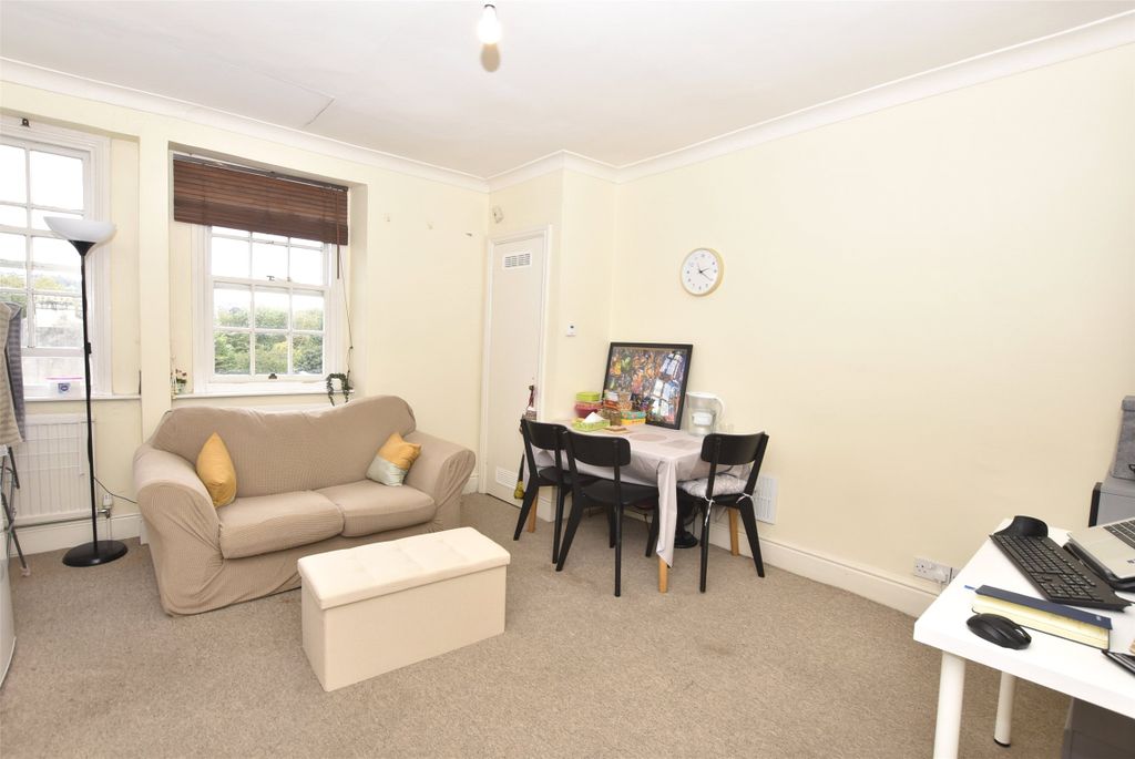 Property photo 3 of 6 Living Room