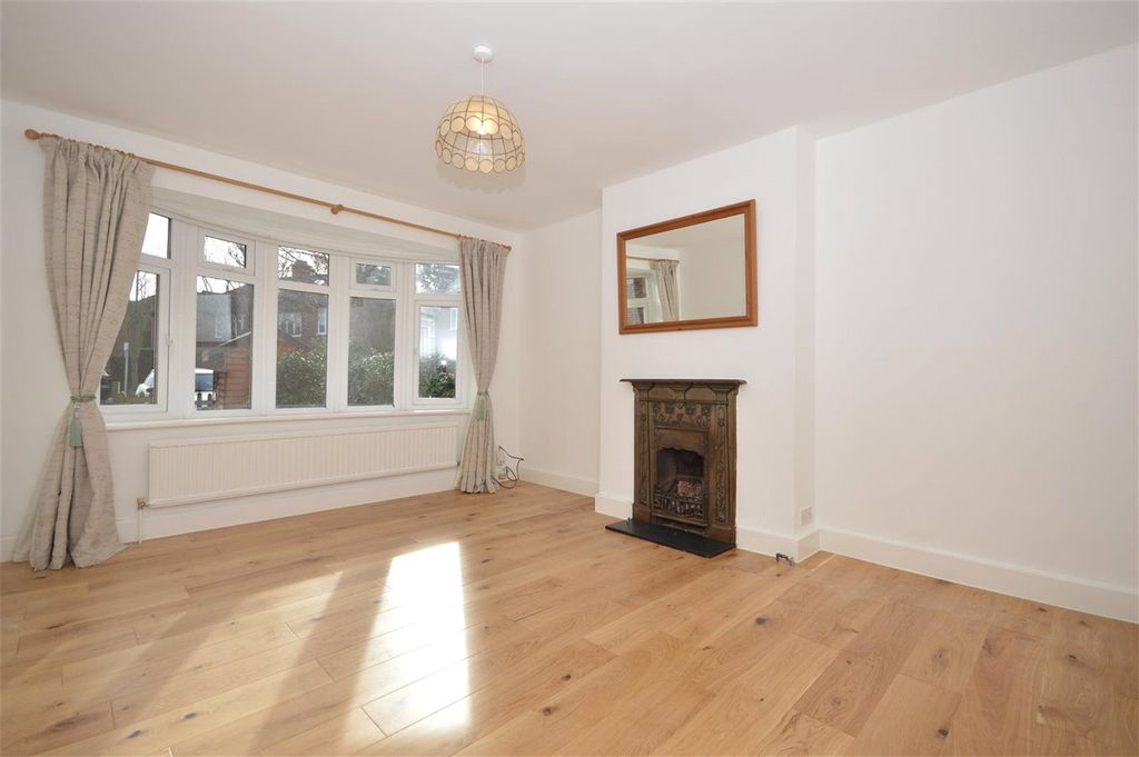 Property photo 3 of 7 Picture No. 05