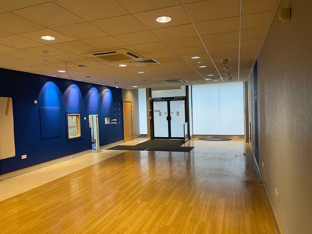 Property photo 2 of 6 Photo 1