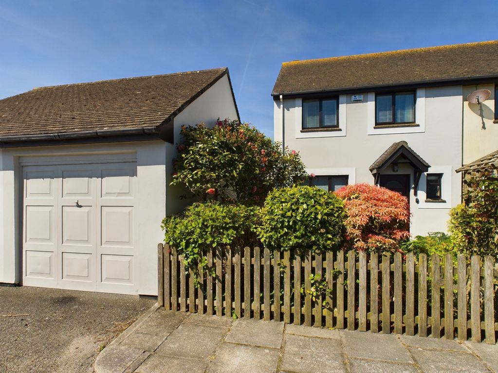 Property photo 1 of 27 3376211