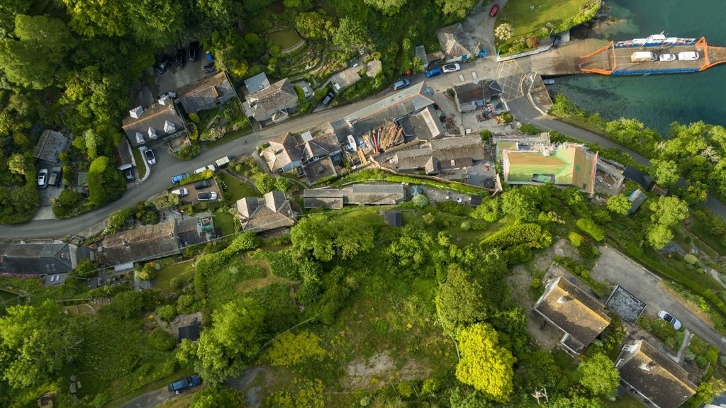 Property photo 2 of 13 4-Dji_20240605074706_0339_D