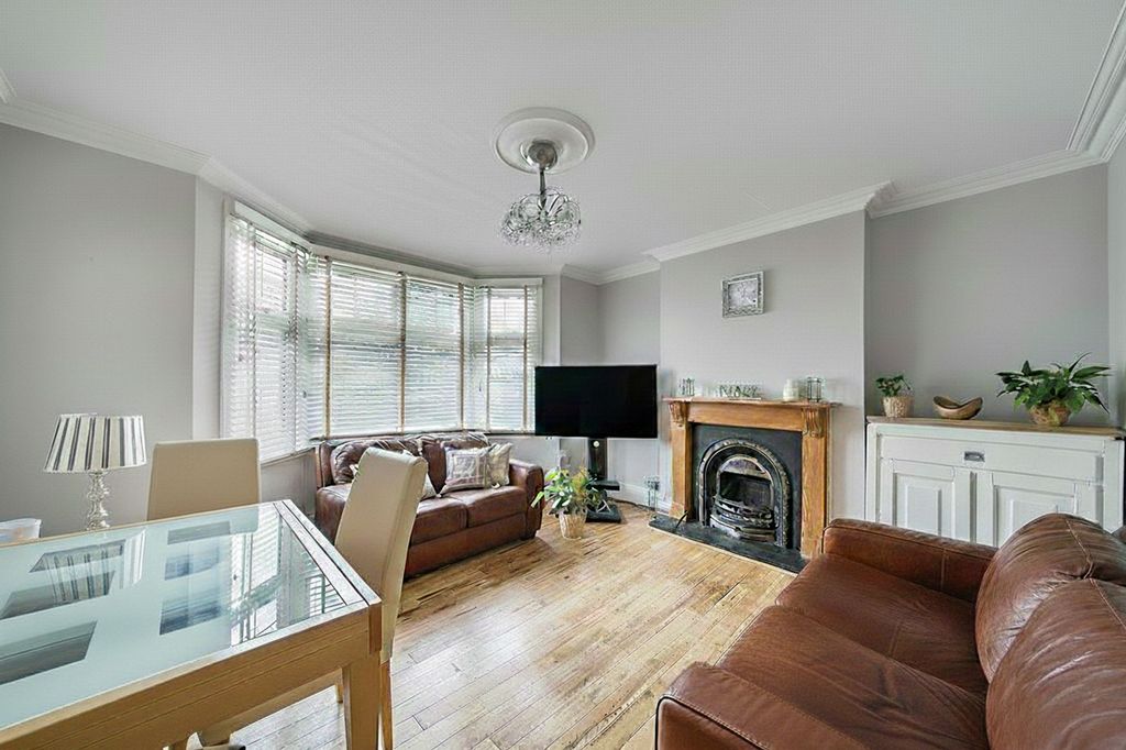 Property photo 2 of 12