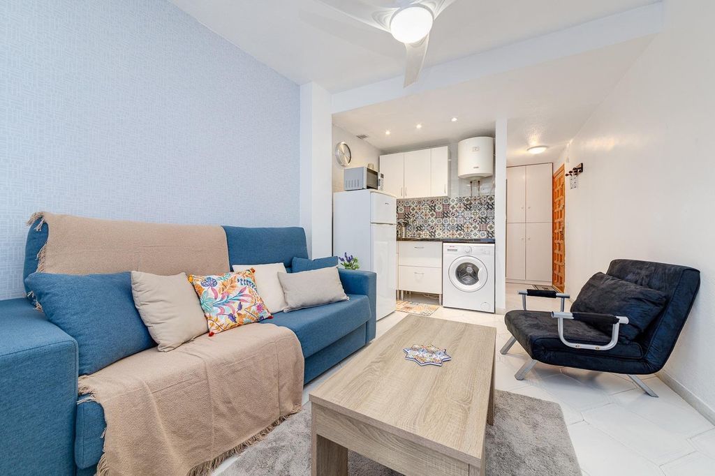 Property photo 1 of 45