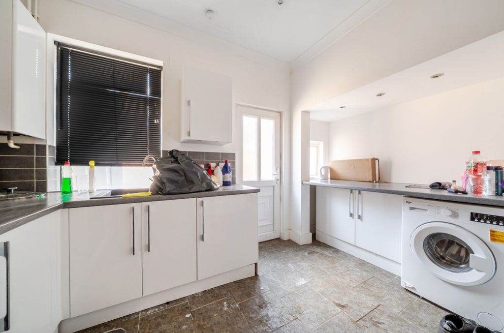 Property photo 3 of 22 1486380-11-6A4F99F190977