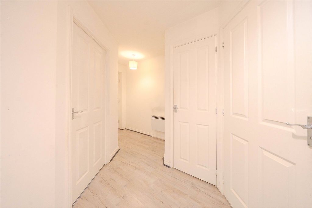 Property photo 3 of 11 Picture No. 25