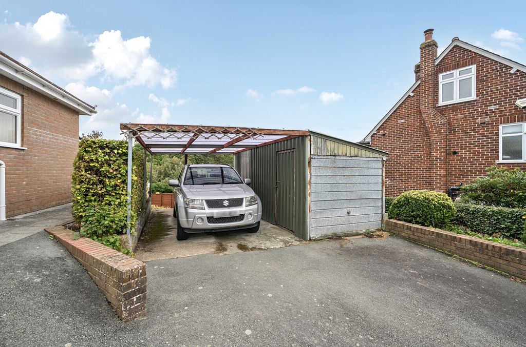 Additional image 15 of 3 bed bungalow for saleLlanfair Road, Newtown, Powys SY16