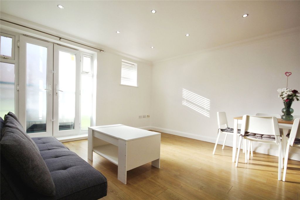 Property photo 1 of 7 Picture No. 03