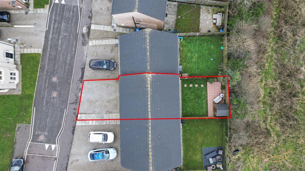 Property photo 3 of 44 Dhp-2.Jpg