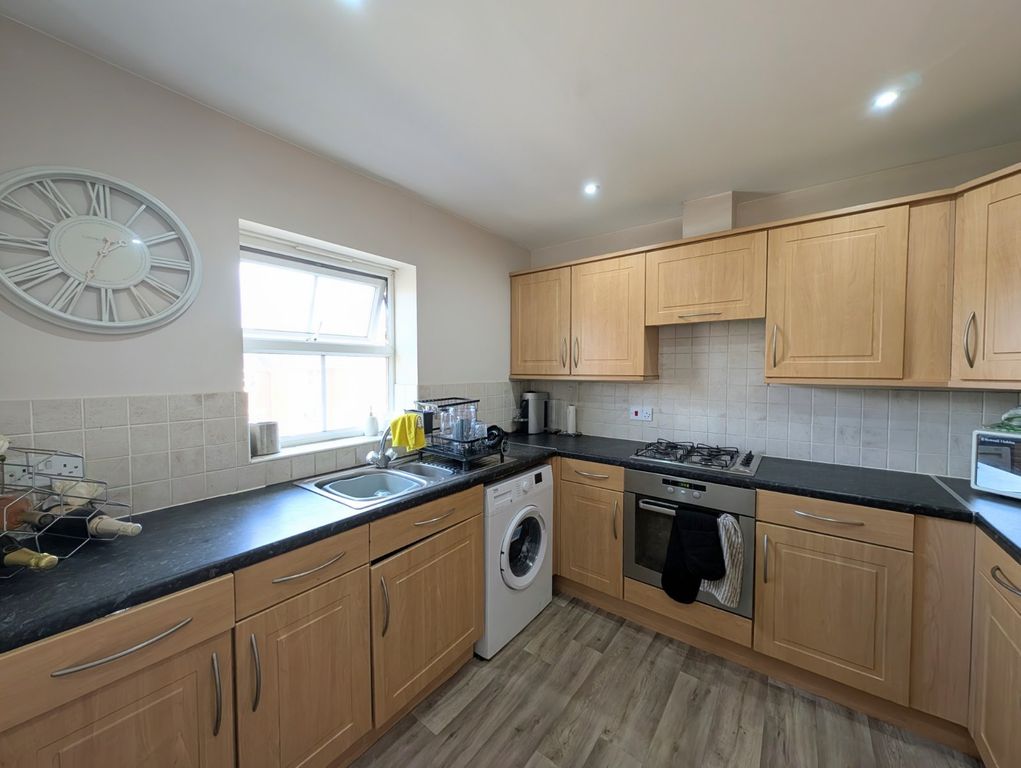 Property photo 3 of 10 Picture No. 19