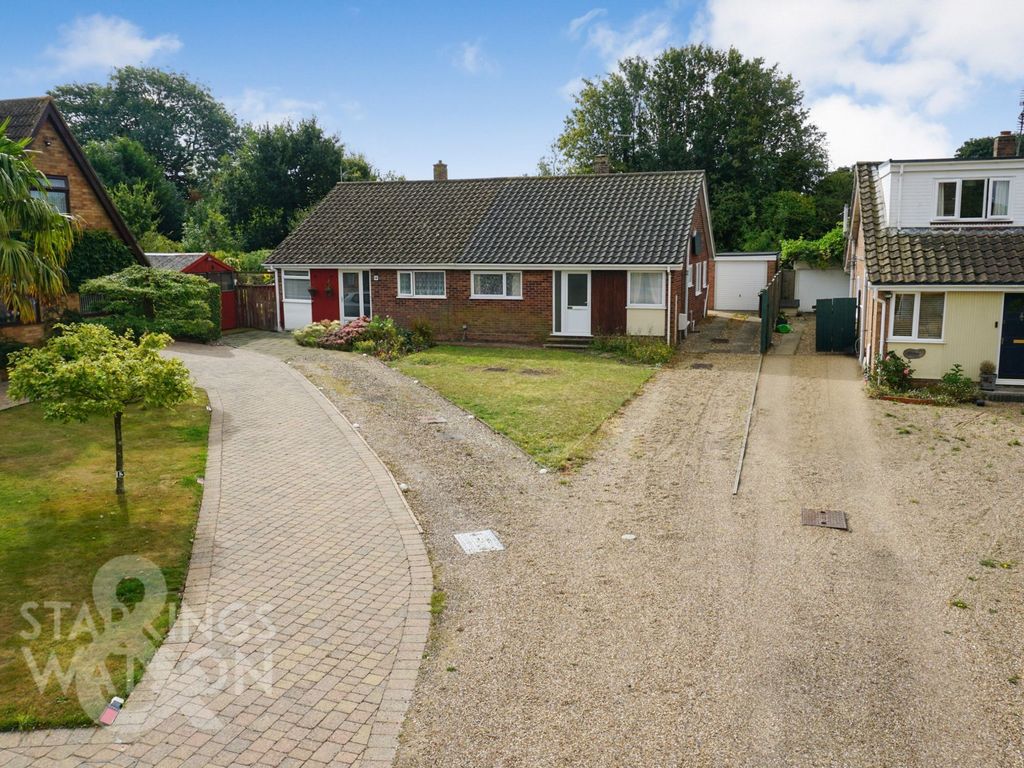 Property photo 2 of 17