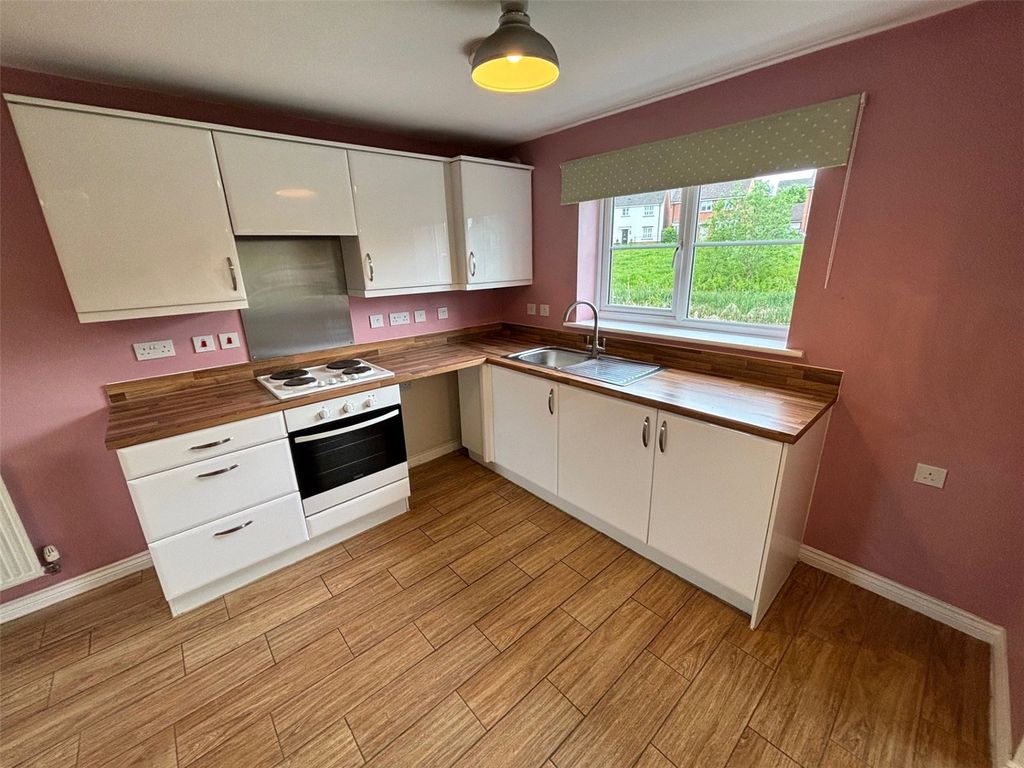 Property photo 2 of 14 Picture No. 06