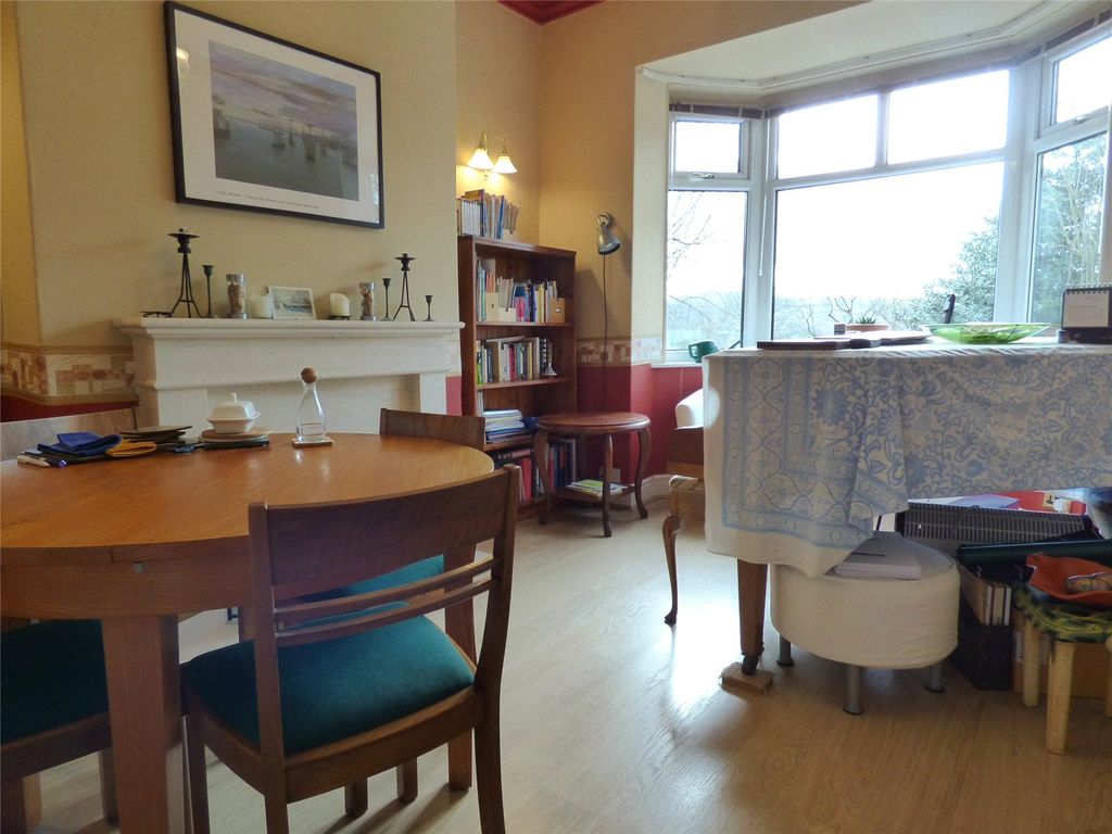 Property photo 2 of 13 Dining Room