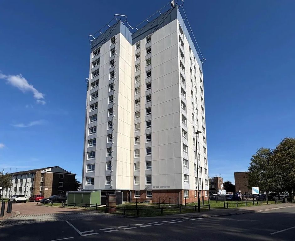 Property photo 1 of 9