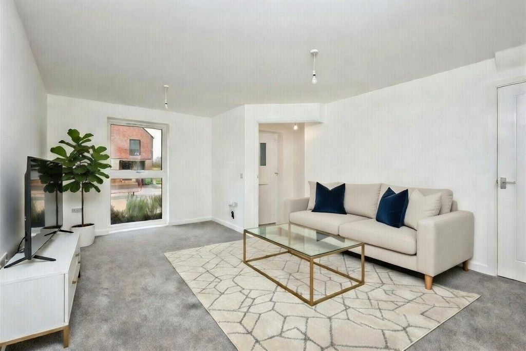 Property photo 2 of 10 Dressed Living Room