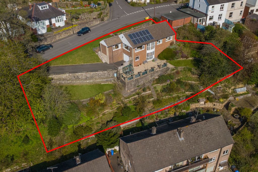 Property photo 3 of 31 Plot Outline