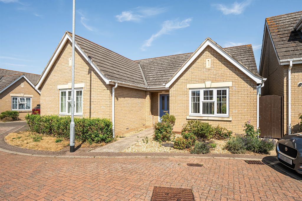 Property photo 3 of 22