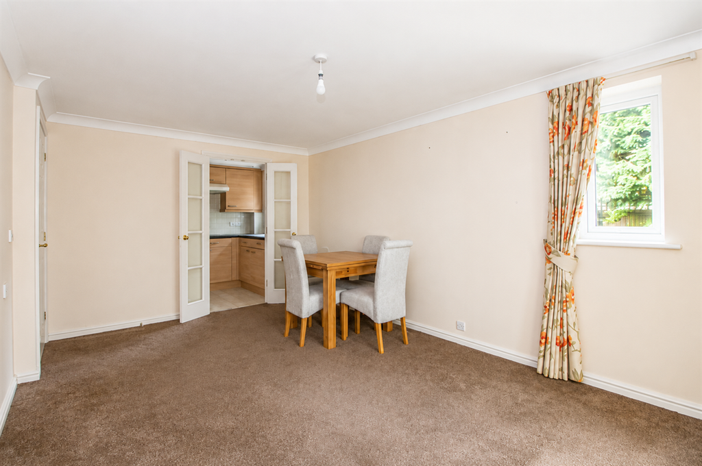 Property photo 3 of 14