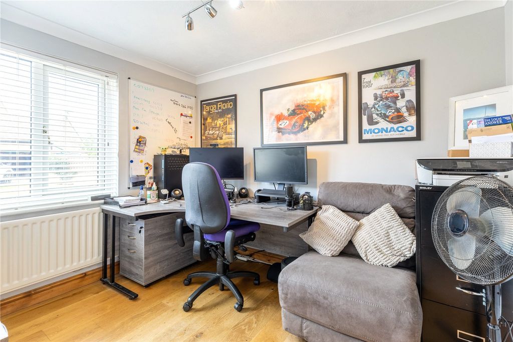 Property photo 3 of 17 Picture No. 04