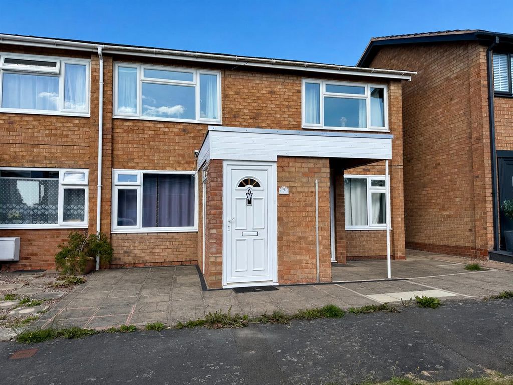 Property photo 1 of 12