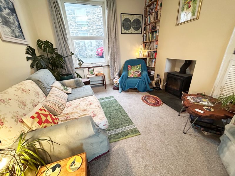 Property photo 3 of 21 Photo 6