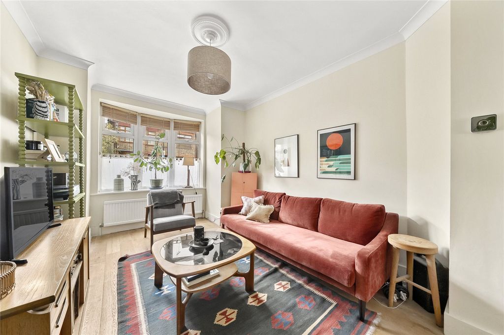 Property photo 2 of 17 Picture No. 03