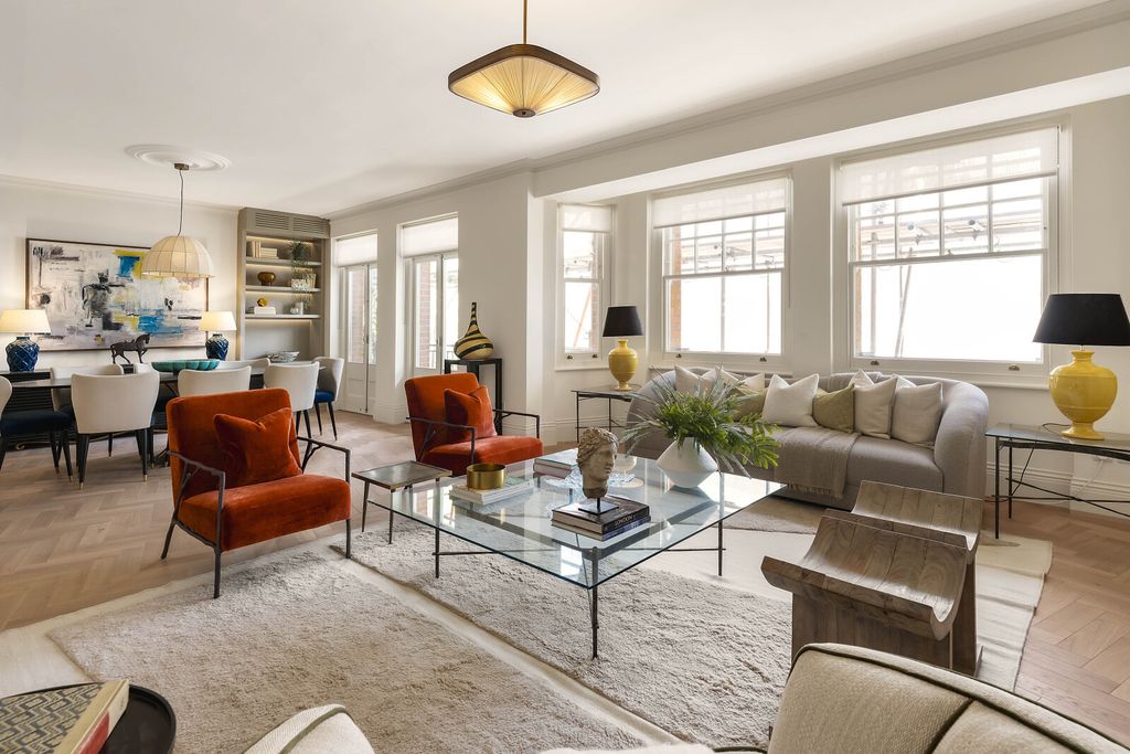 Property photo 1 of 12 Reception Room