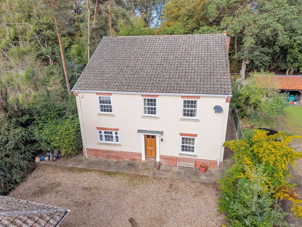 Property photo 2 of 19 Dji_20260910100206_0156_D