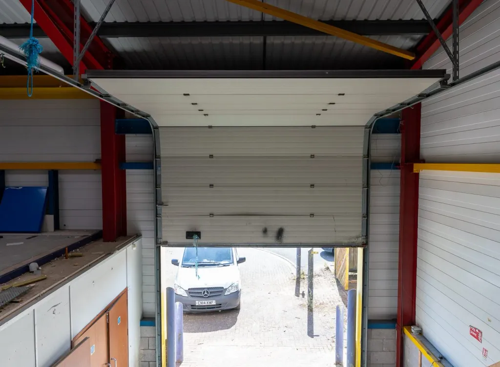 Property photo 2 of 3